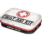 Cover-Bild zu Pillendose. First Aid Kit, Nostalgic Pharmacy